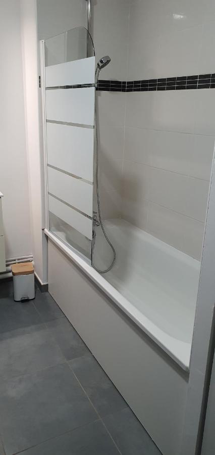 Appartement-Chic Parking Prive Tourcoing Buitenkant foto
